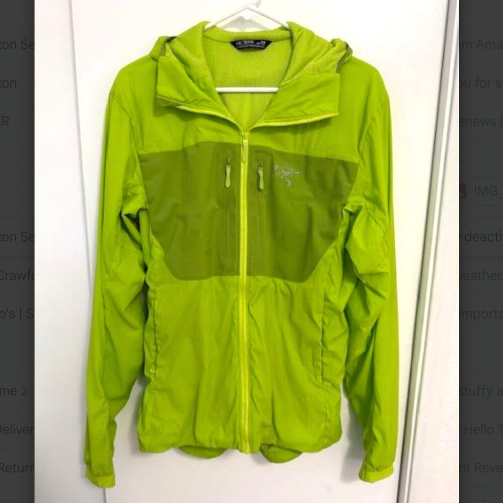 Arc'Teryx Men's Medium Neon Green Florescent Jacket Windbreaker Great Condition!